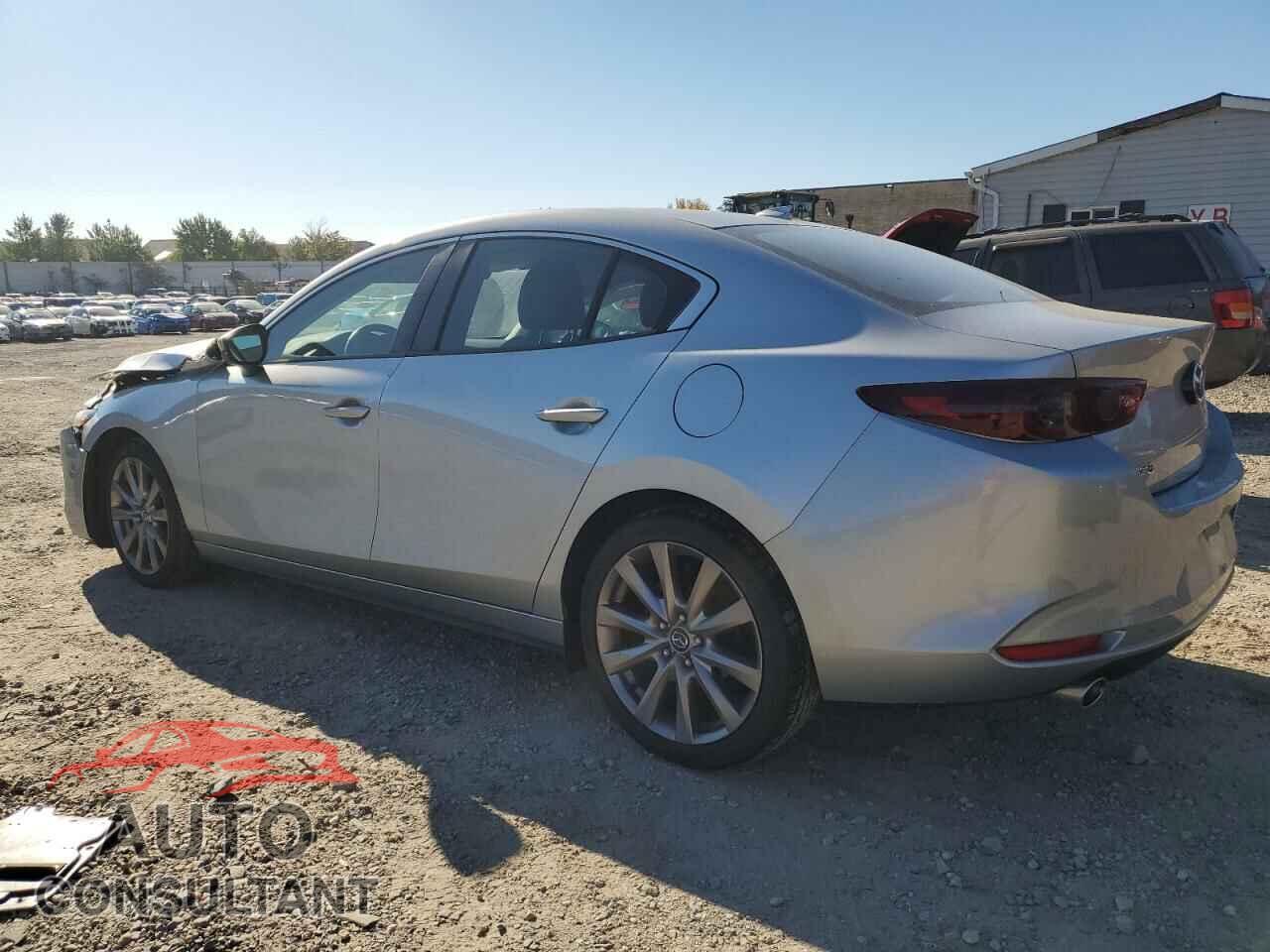 MAZDA 3 2019 - 3MZBPADL4KM105331