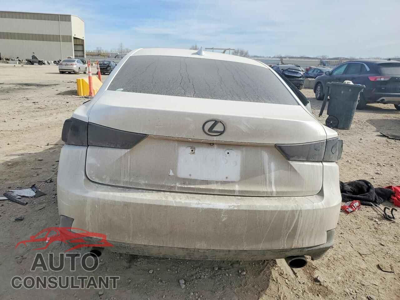 LEXUS IS 2015 - JTHCF1D29F5027480