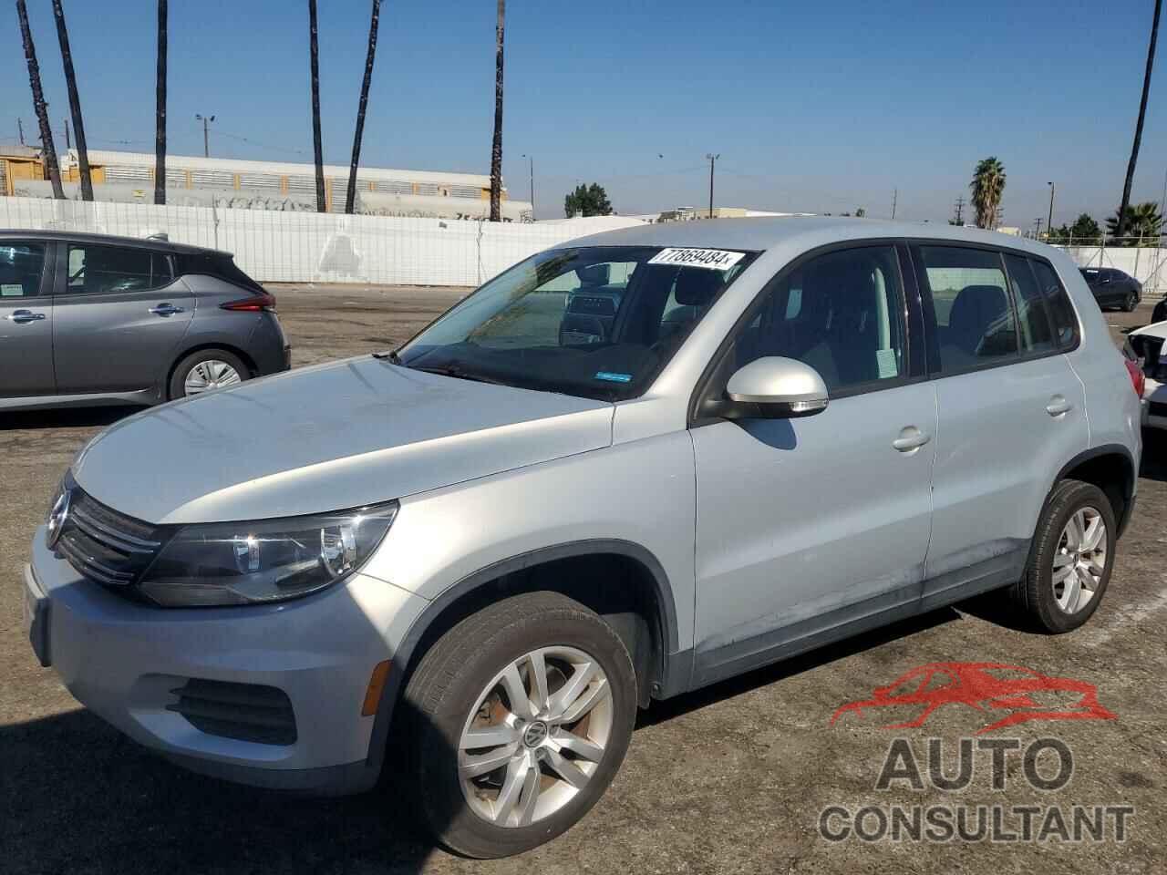 VOLKSWAGEN TIGUAN 2013 - WVGAV3AX7DW607224