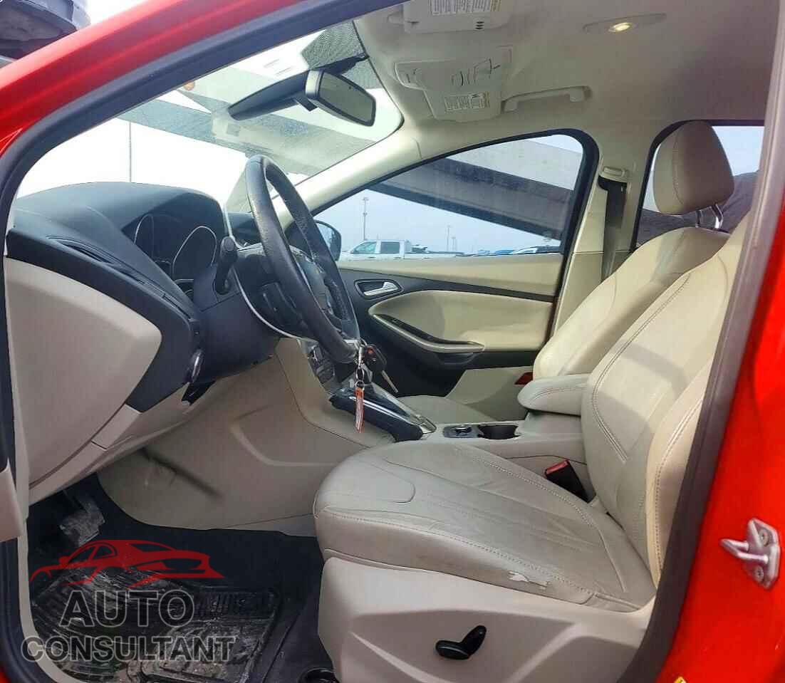 FORD FOCUS 2012 - 1FAHP3H28CL174509