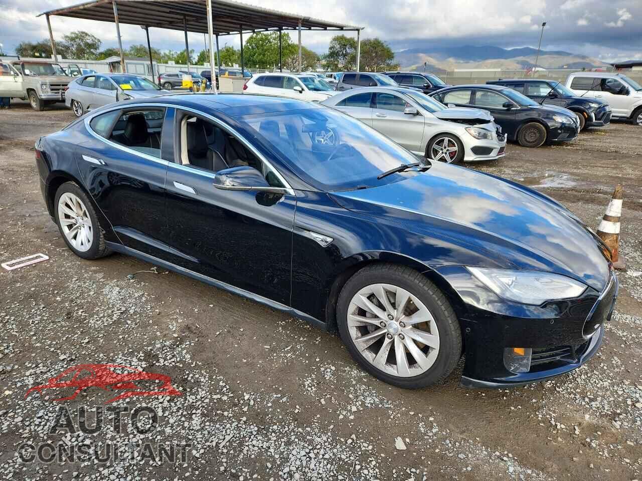 TESLA MODEL S 2016 - 5YJSA1E14GF132770