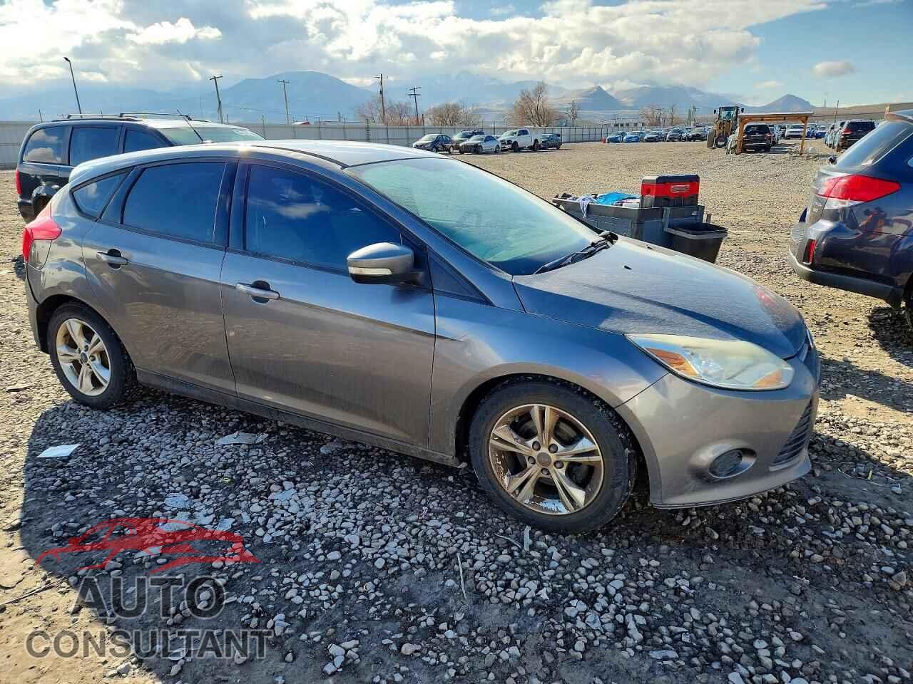 FORD FOCUS 2014 - 1FADP3K28EL350100