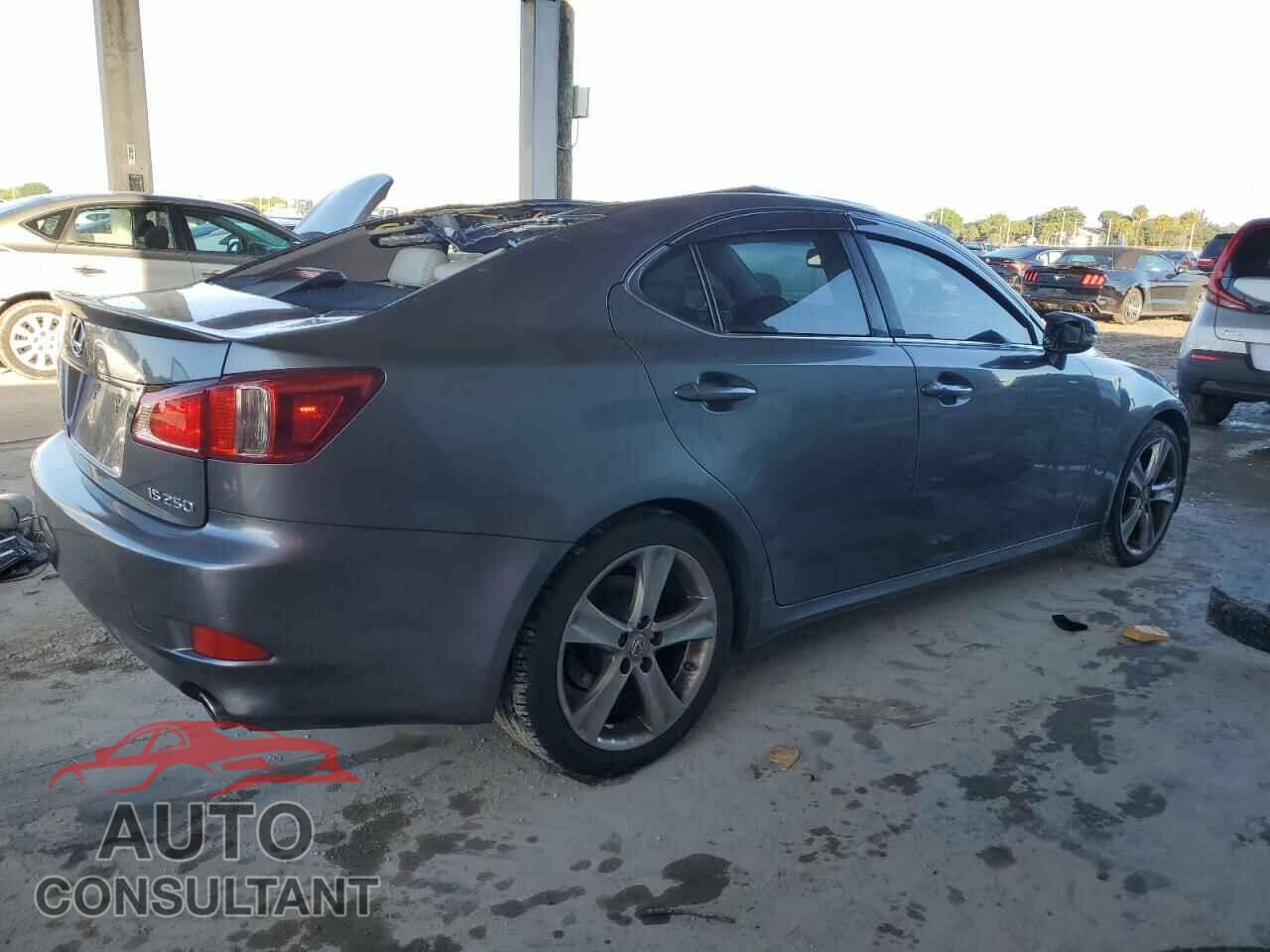 LEXUS IS 2013 - JTHBF5C27D5187973