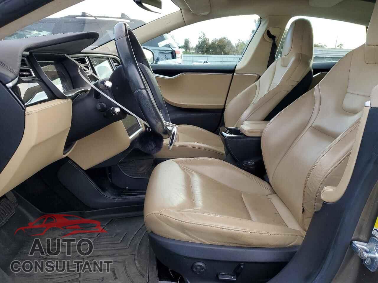 TESLA MODEL S 2015 - 5YJSA1S11FF100457