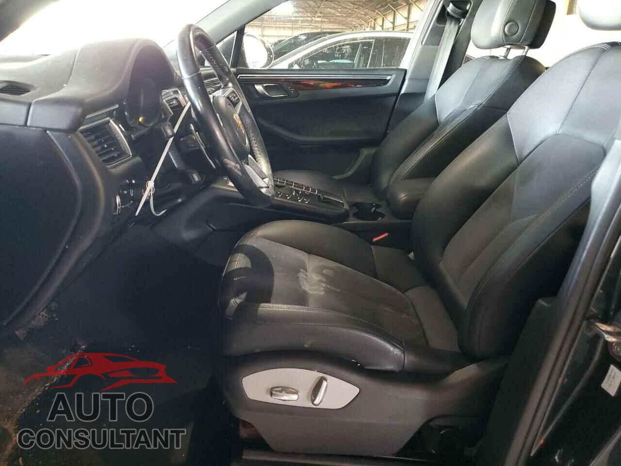 PORSCHE MACAN 2018 - WP1AA2A55JLB25520