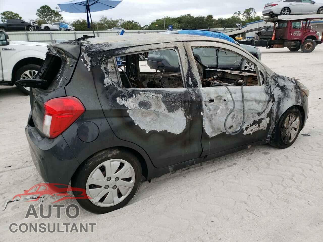 CHEVROLET SPARK 2017 - KL8CA6SA3HC810843