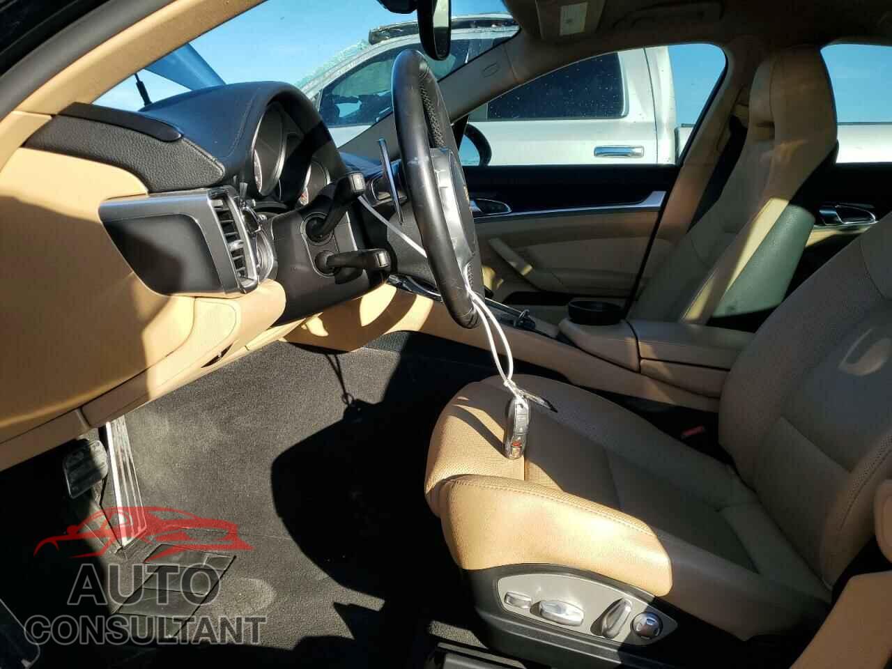 PORSCHE PANAMERA 2016 - WP0AA2A76GL000828