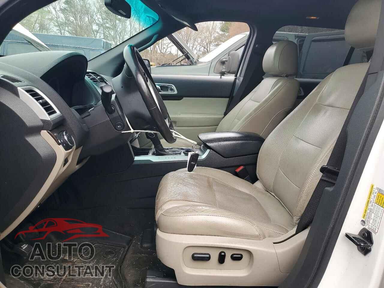 FORD EXPLORER 2011 - 1FMHK7F88BGA27049
