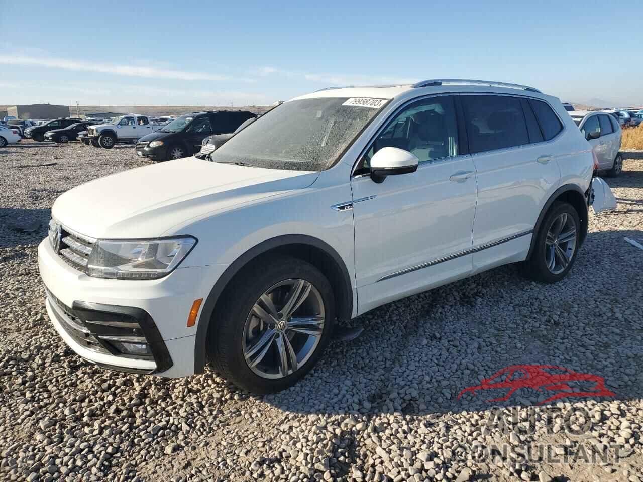 VOLKSWAGEN TIGUAN 2018 - 3VV2B7AX9JM153824