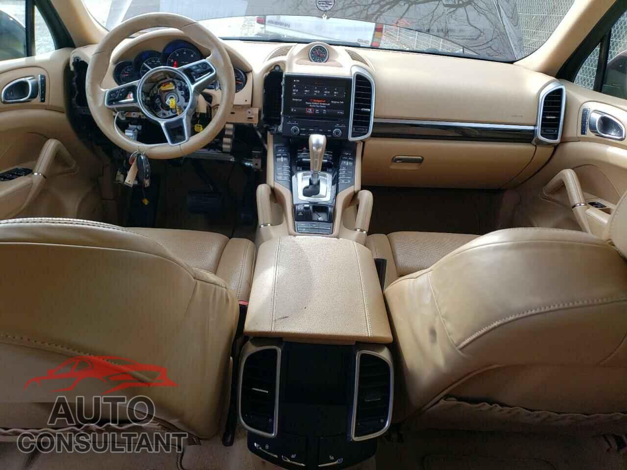 PORSCHE CAYENNE 2017 - WP1AA2A20HKA82453