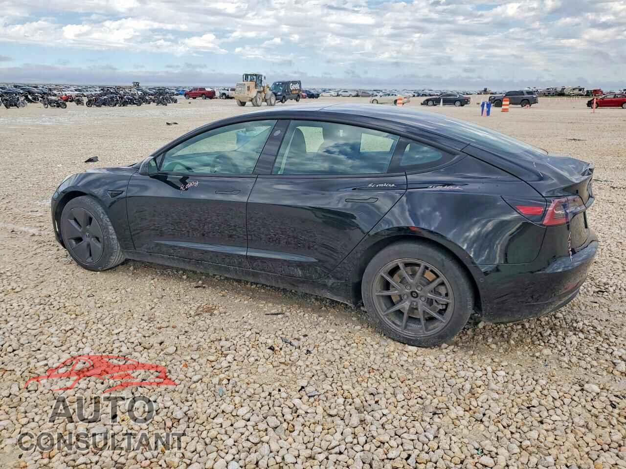 TESLA MODEL 3 2021 - 5YJ3E1EA6MF100150