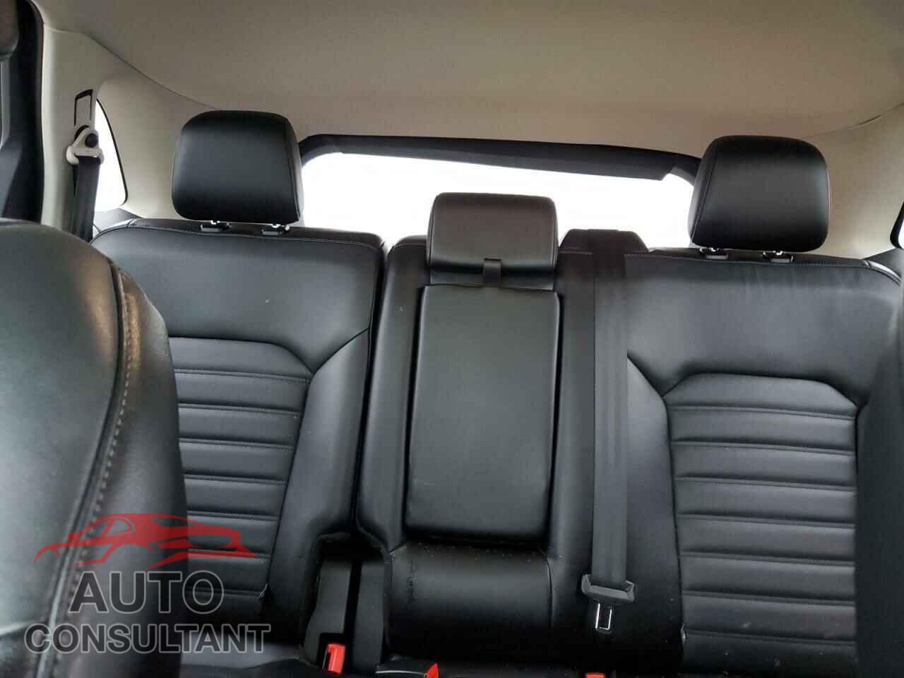 FORD EDGE 2017 - 2FMPK3J93HBB31503