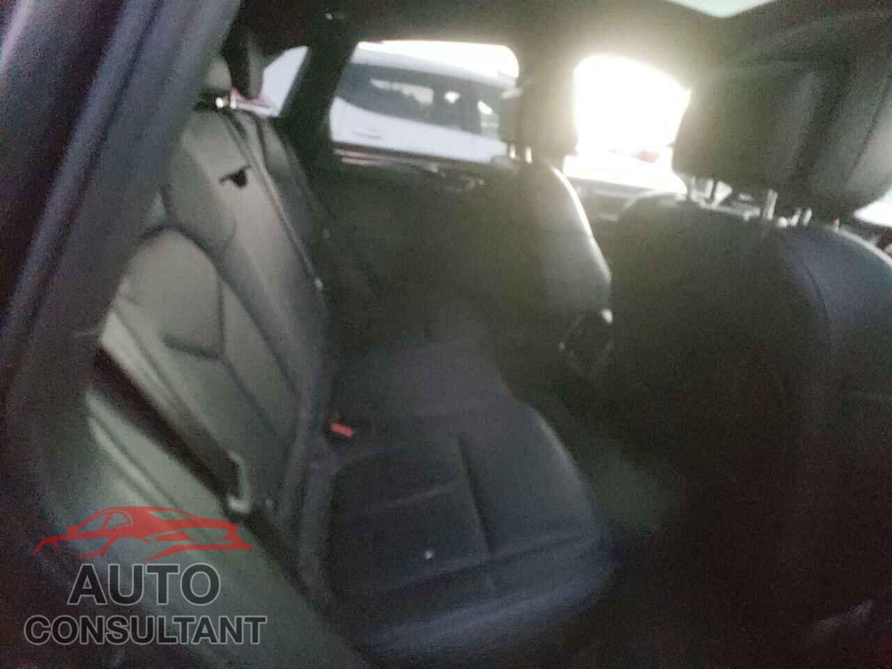 PORSCHE MACAN 2016 - WP1AB2A55GLB45837