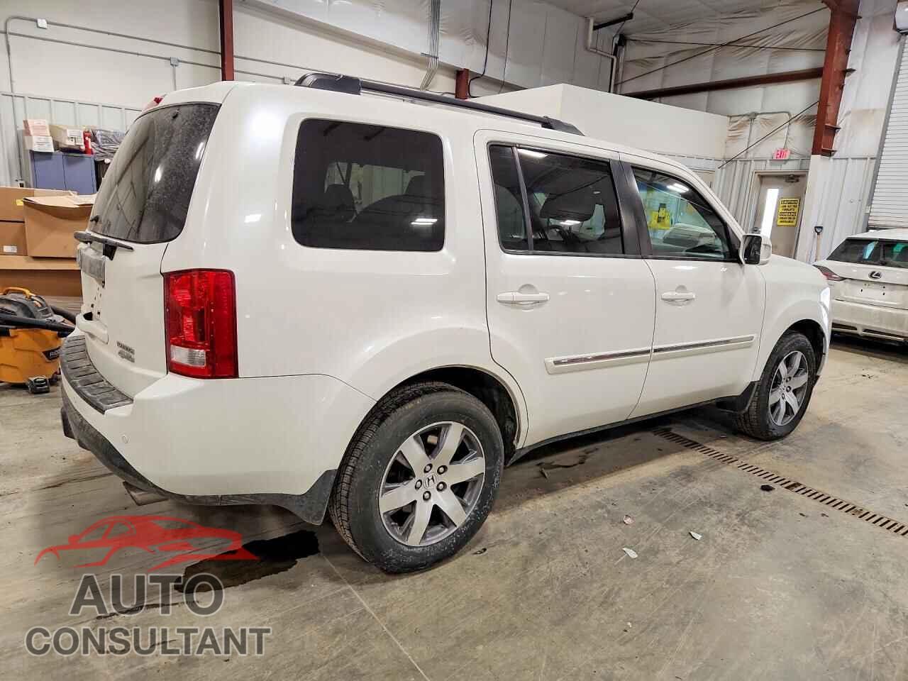 HONDA PILOT 2014 - 5FNYF4H9XEB007767