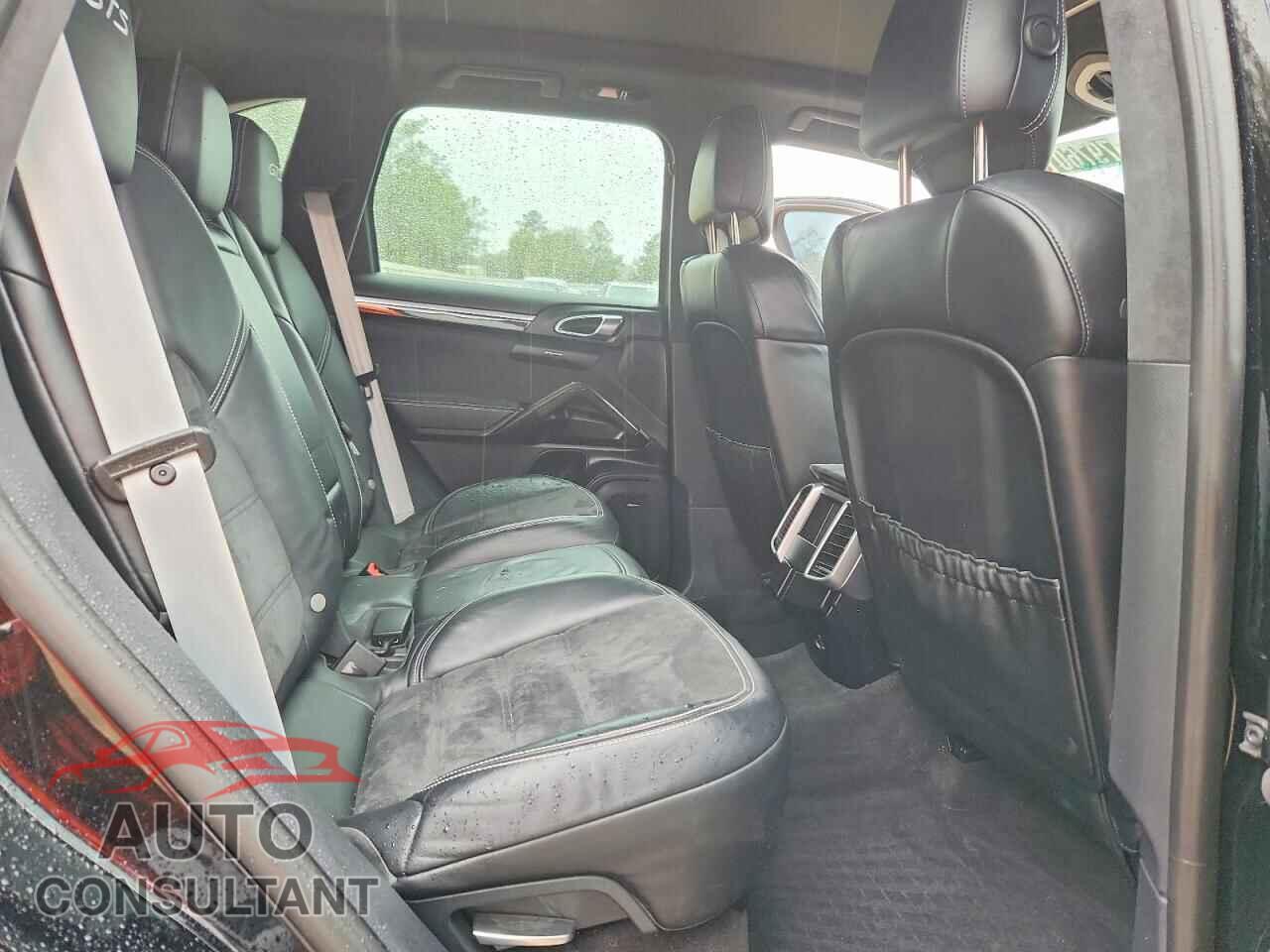PORSCHE CAYENNE 2017 - WP1AD2A27HLA81785