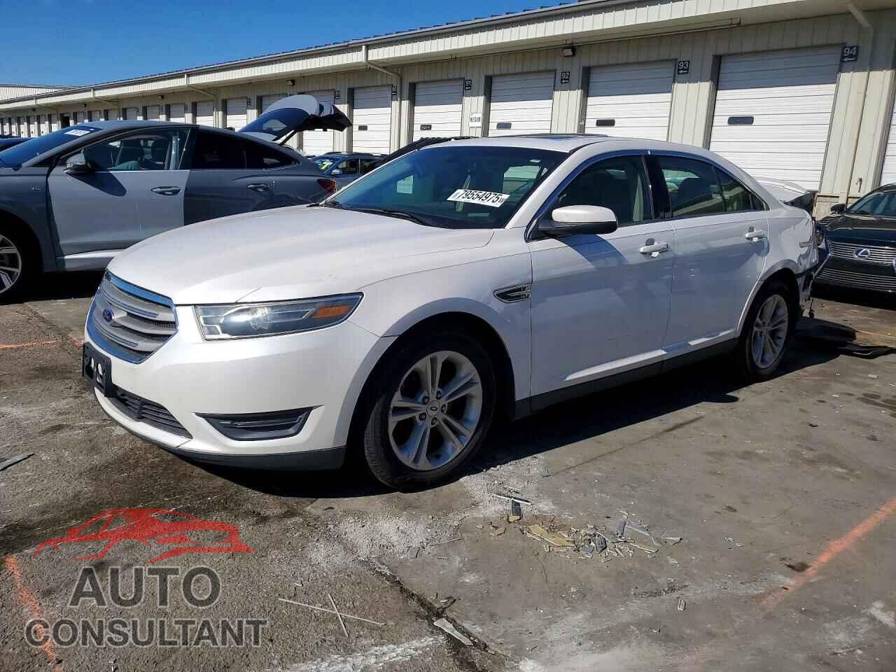 FORD TAURUS 2015 - 1FAHP2E88FG100300