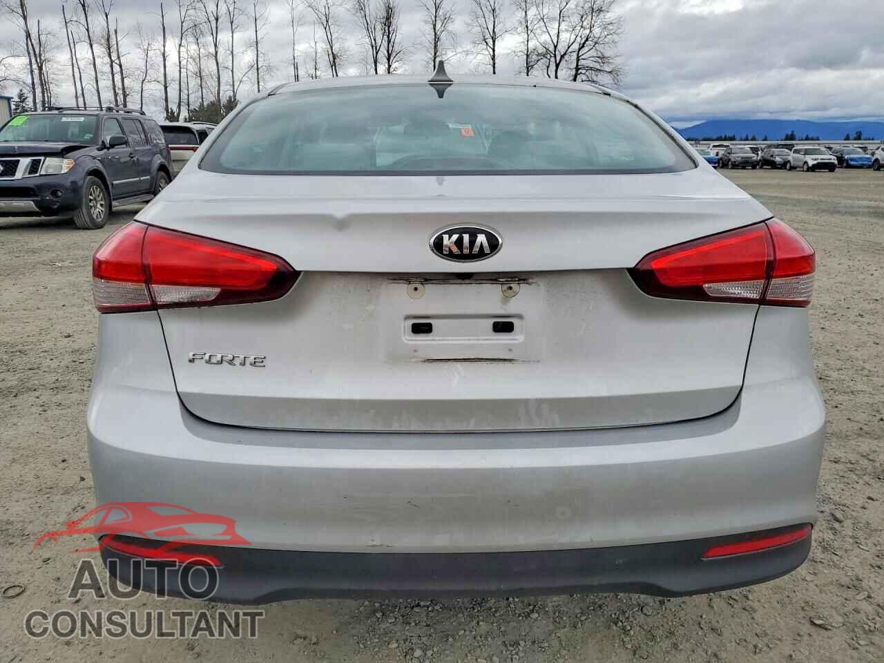 KIA FORTE 2017 - 3KPFL4A72HE009368