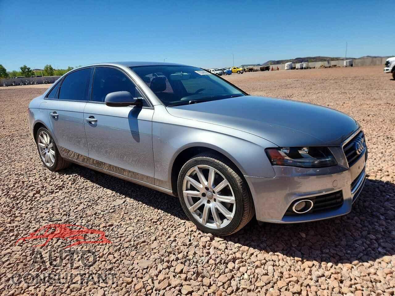 AUDI A4 2011 - WAUDFAFL9BA064748