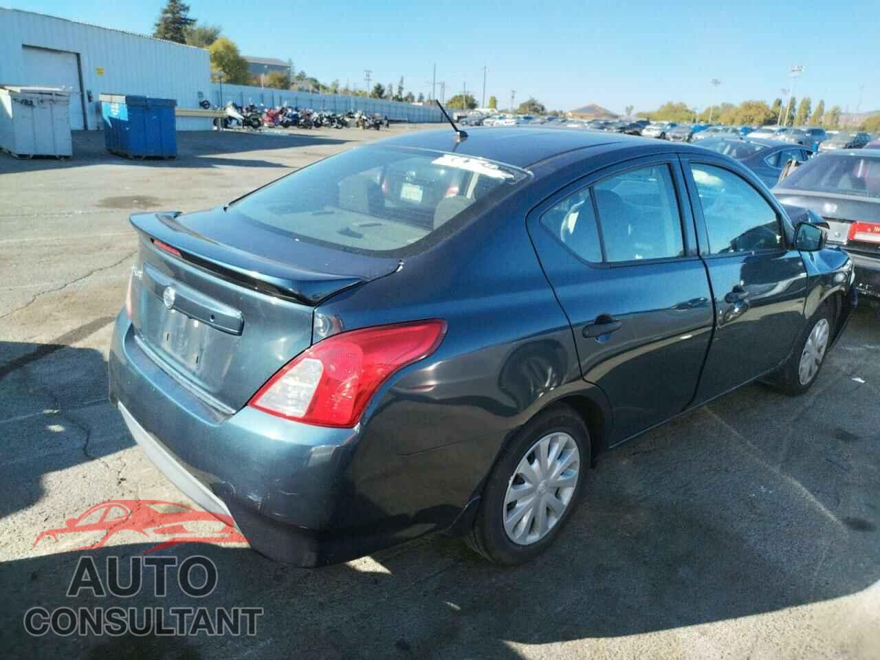NISSAN VERSA 2017 - 3N1CN7AP3HL867140