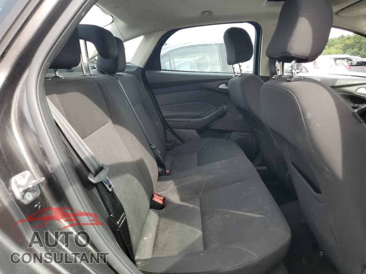 FORD FOCUS 2016 - 1FADP3F2XGL273422