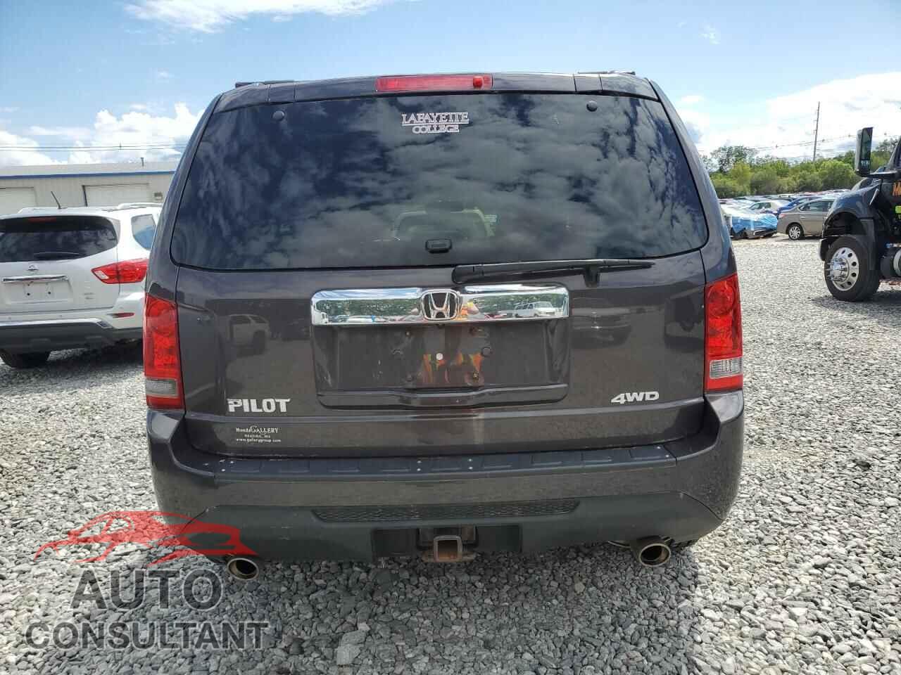 HONDA PILOT 2013 - 5FNYF4H57DB028765