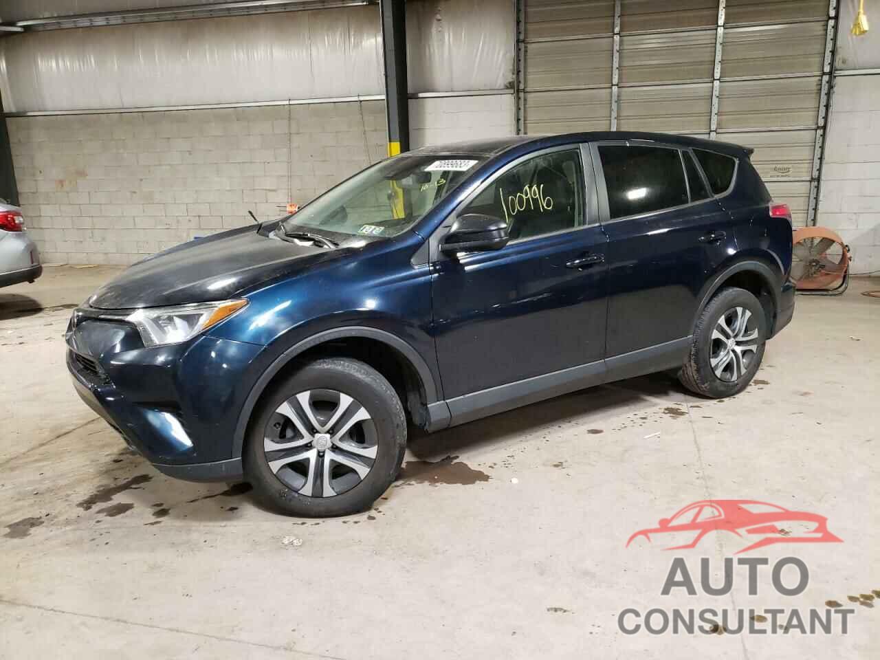 TOYOTA RAV4 2018 - JTMBFREV5JJ718171