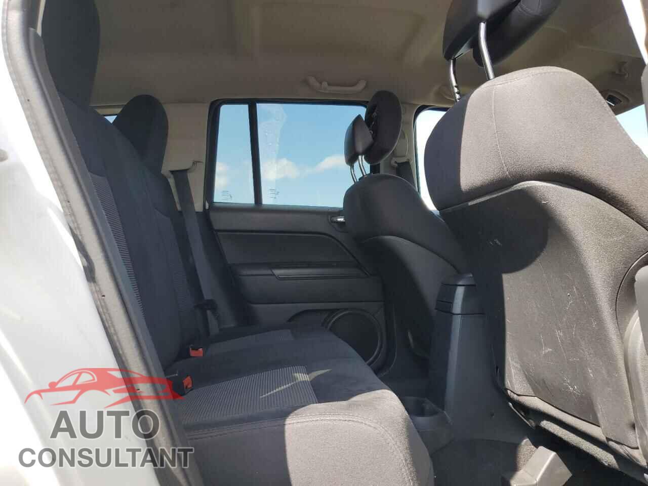 JEEP COMPASS 2011 - 1J4NF4FB4BD265191