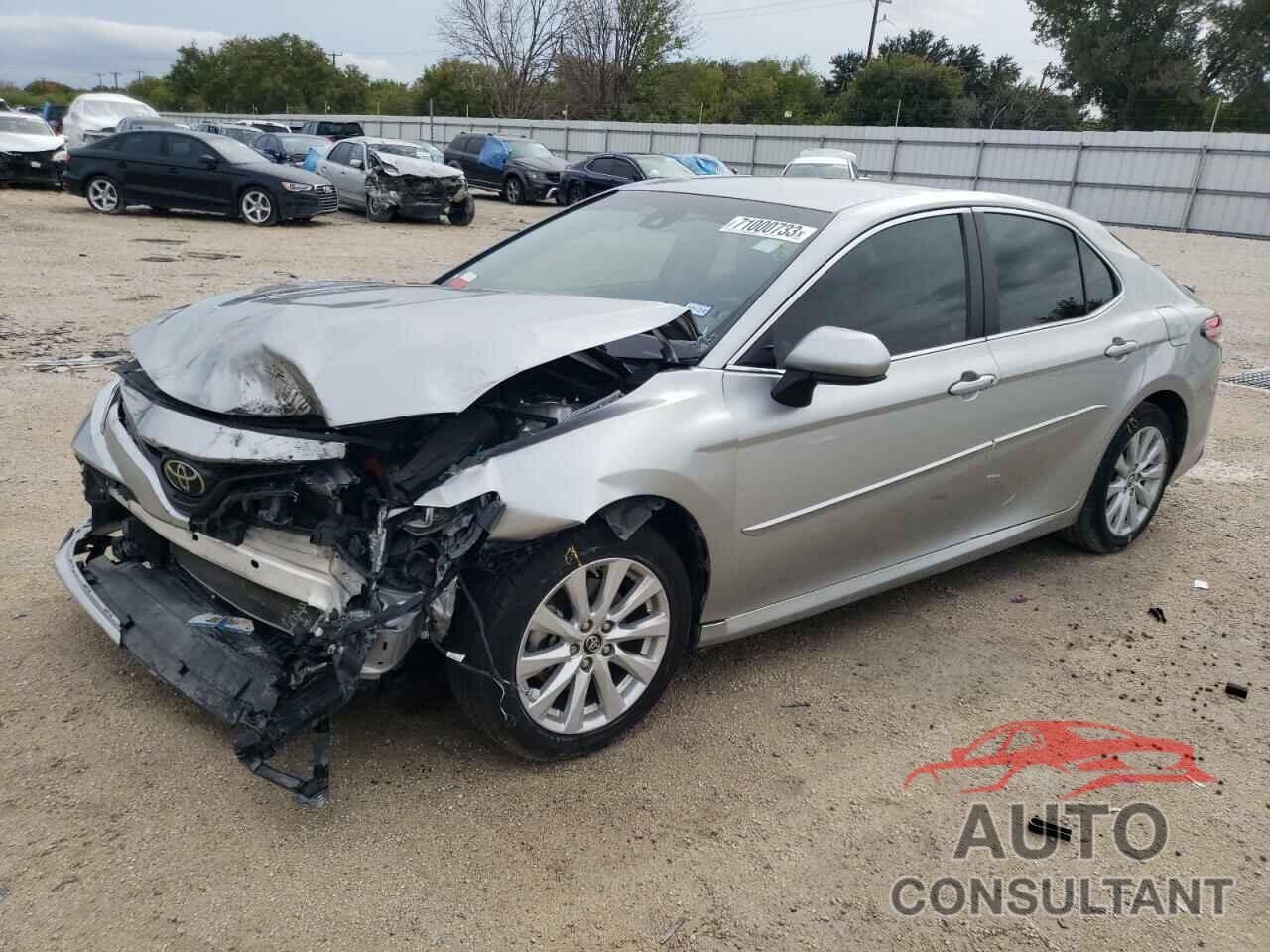 TOYOTA CAMRY 2018 - JTNB11HK8J3014984