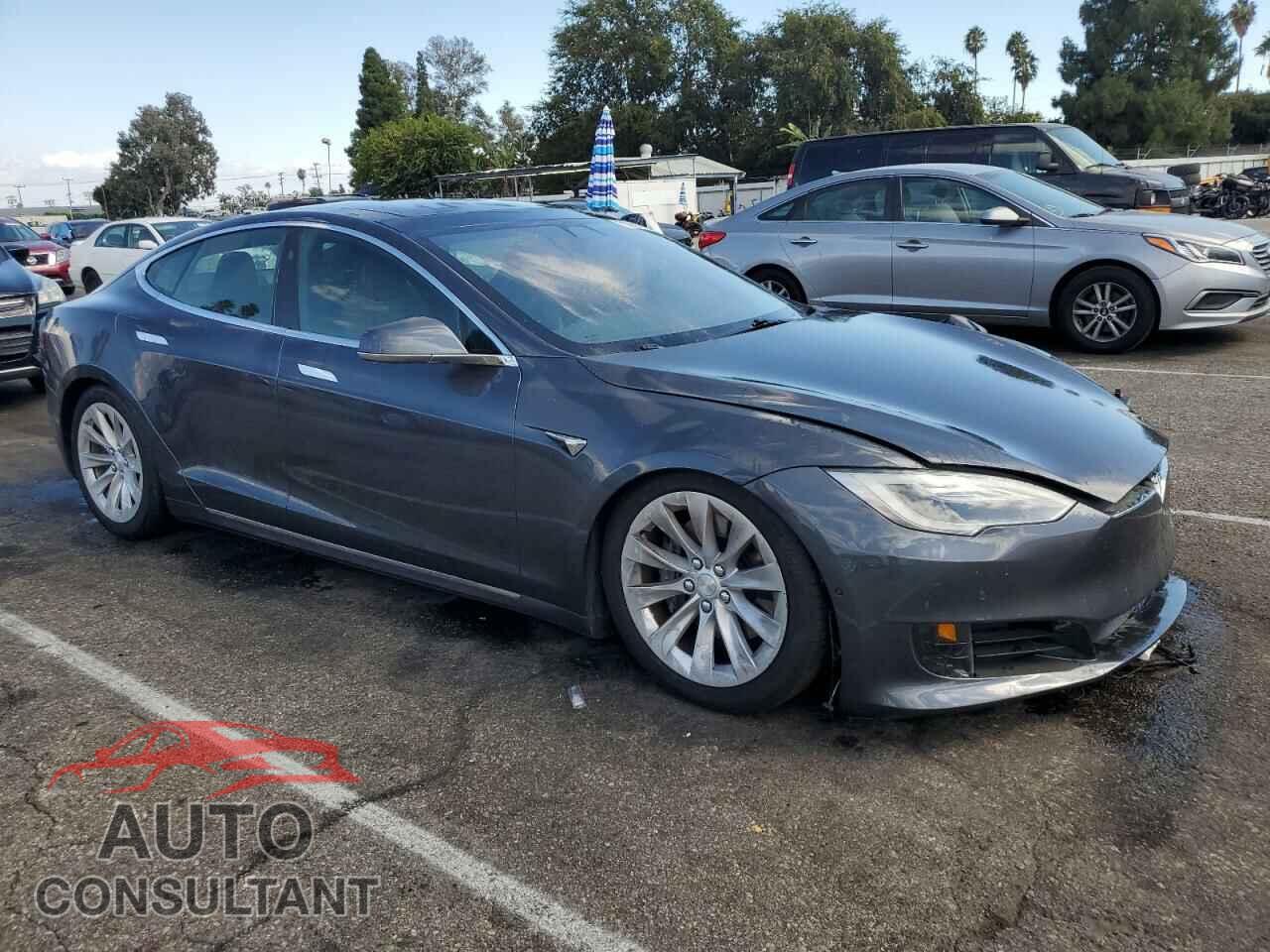 TESLA MODEL S 2017 - 5YJSA1E20HF206180