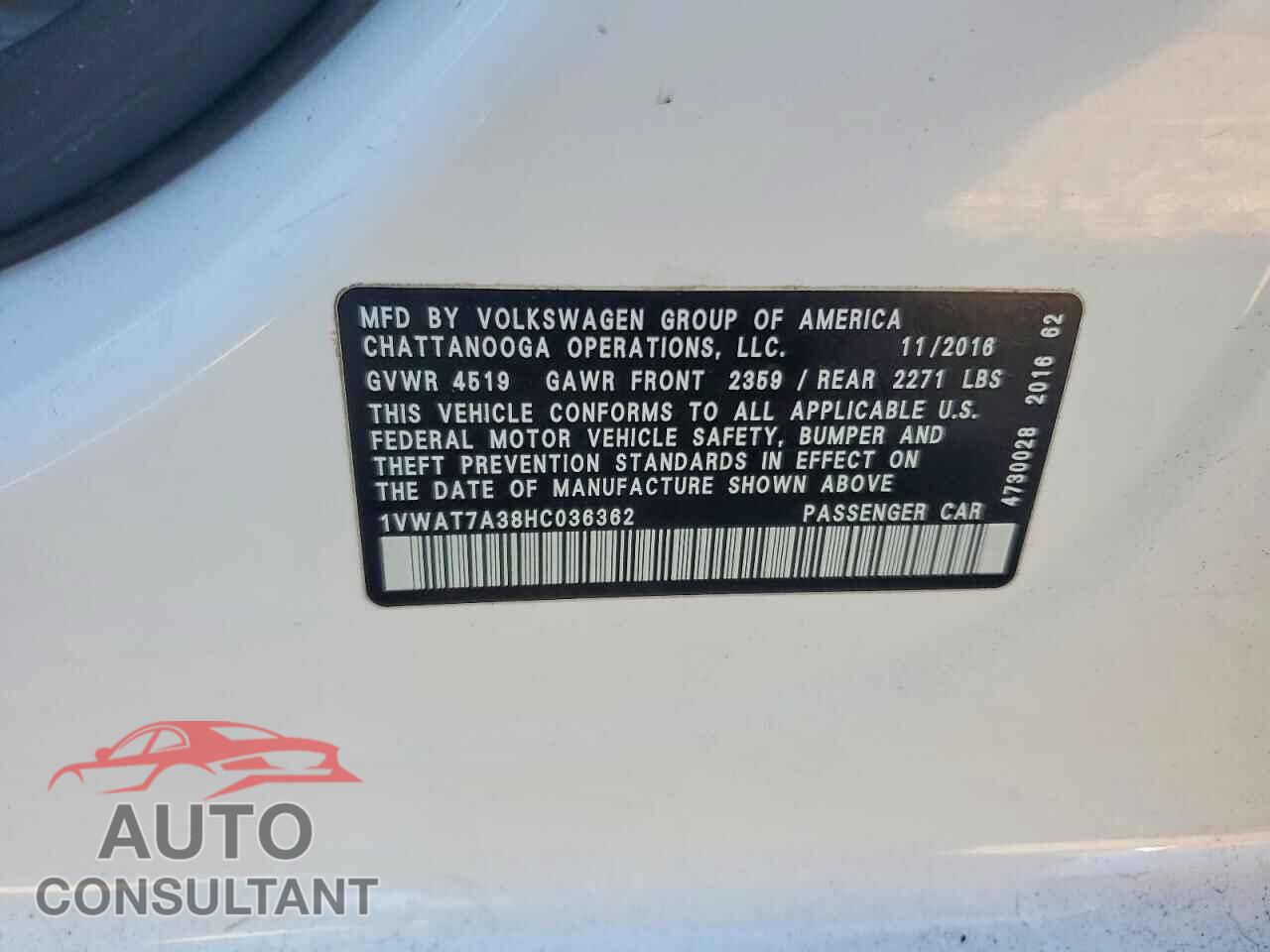 VOLKSWAGEN PASSAT 2017 - 1VWAT7A38HC036362
