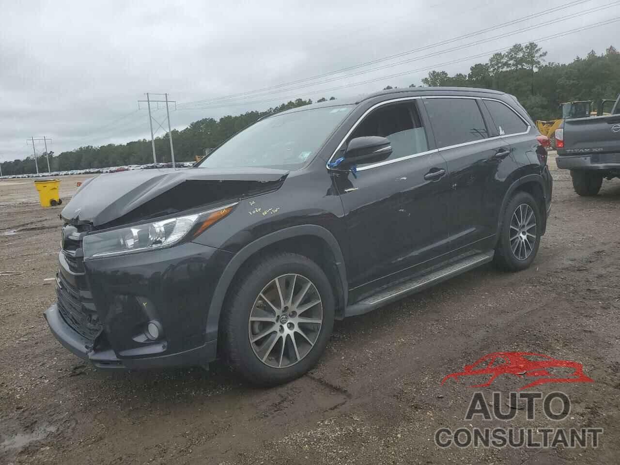 TOYOTA HIGHLANDER 2018 - 5TDKZRFH7JS539018