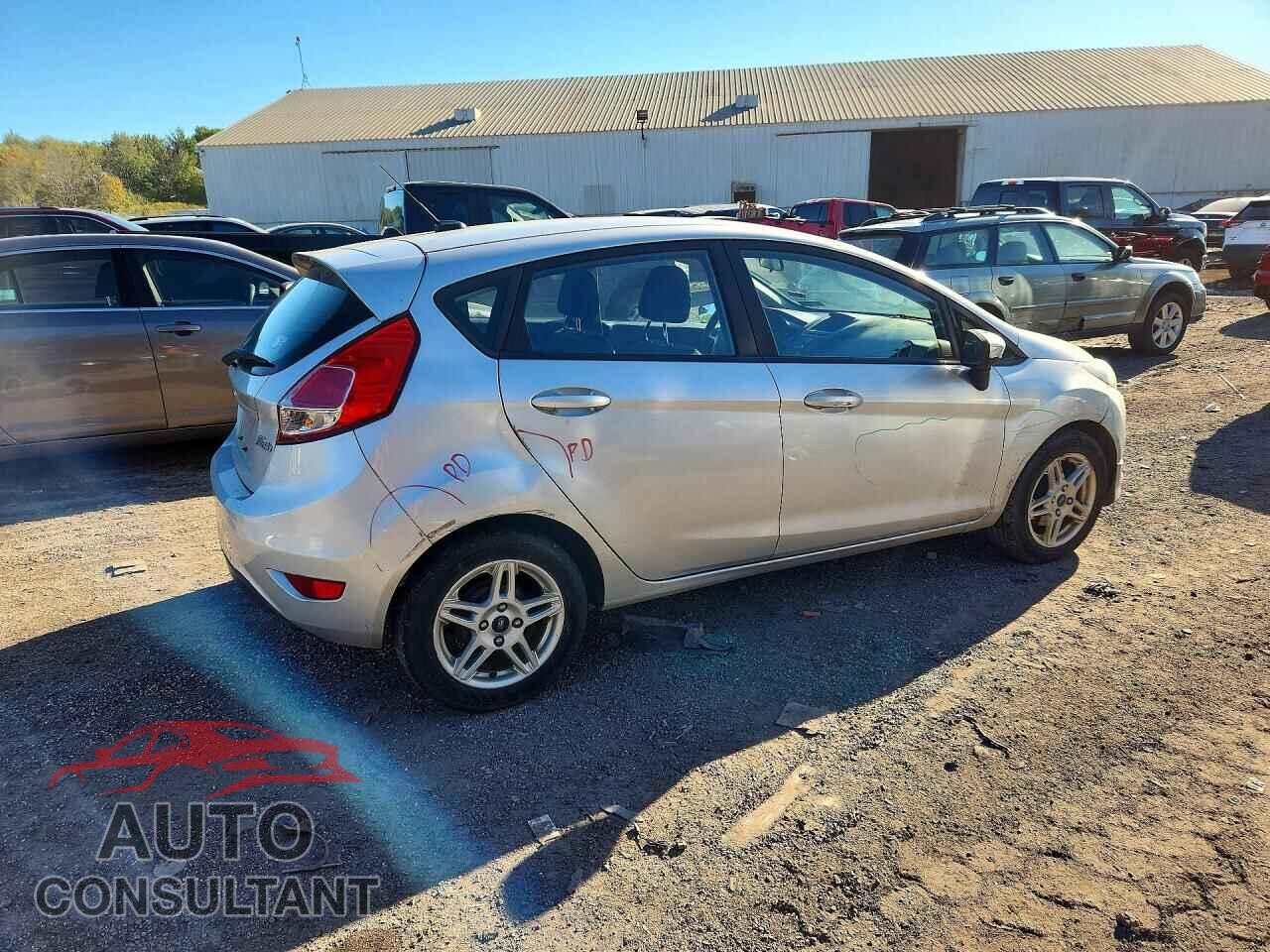 FORD FIESTA 2018 - 3FADP4EJ0JM106779