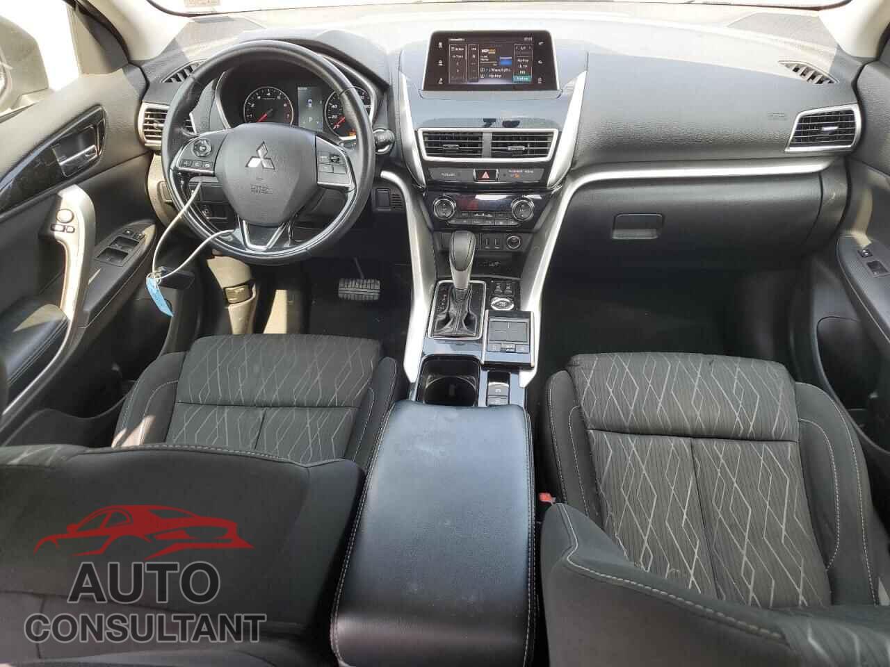 MITSUBISHI ECLIPSE 2018 - JA4AT5AA8JZ038227
