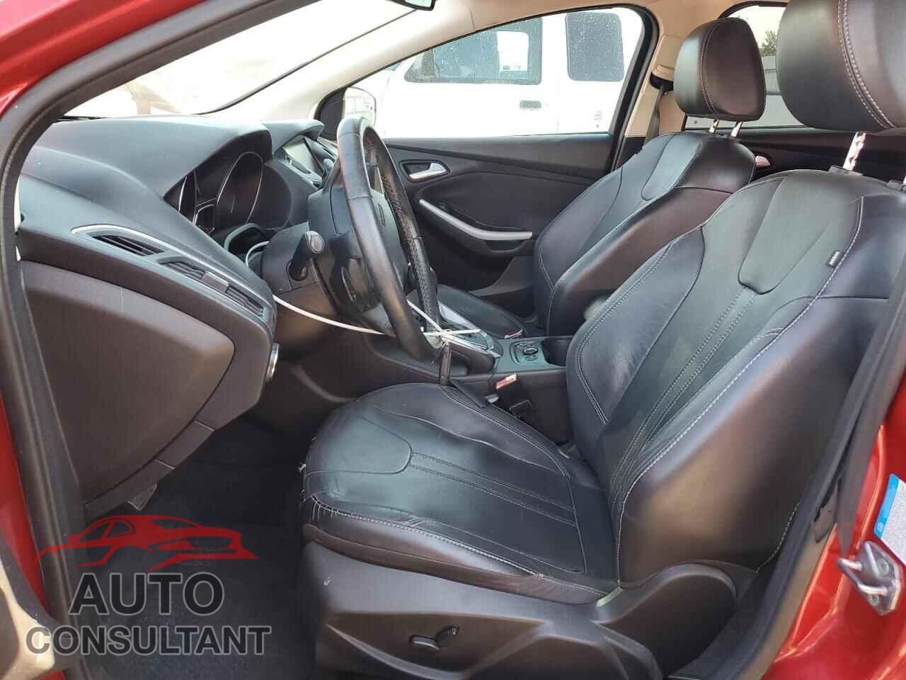 FORD FOCUS 2012 - 1FAHP3J20CL477830