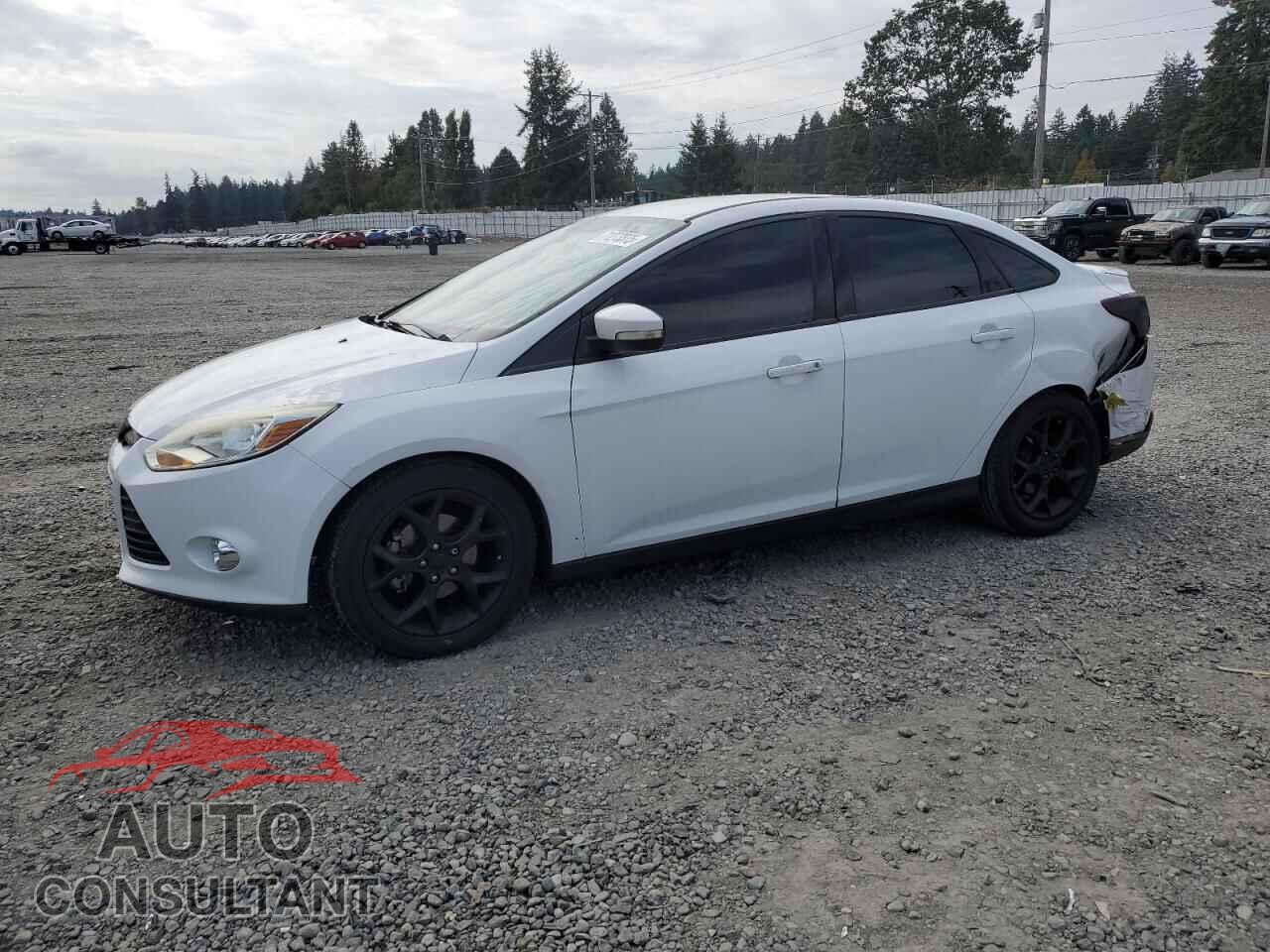 FORD FOCUS 2014 - 1FADP3F23EL138277