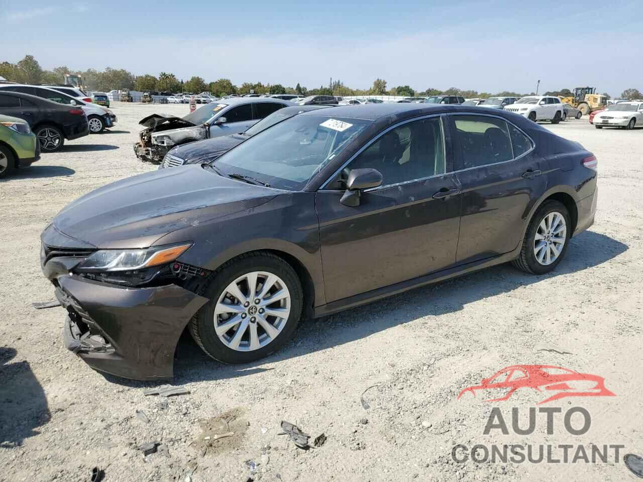 TOYOTA CAMRY 2018 - JTNB11HK8J3052070