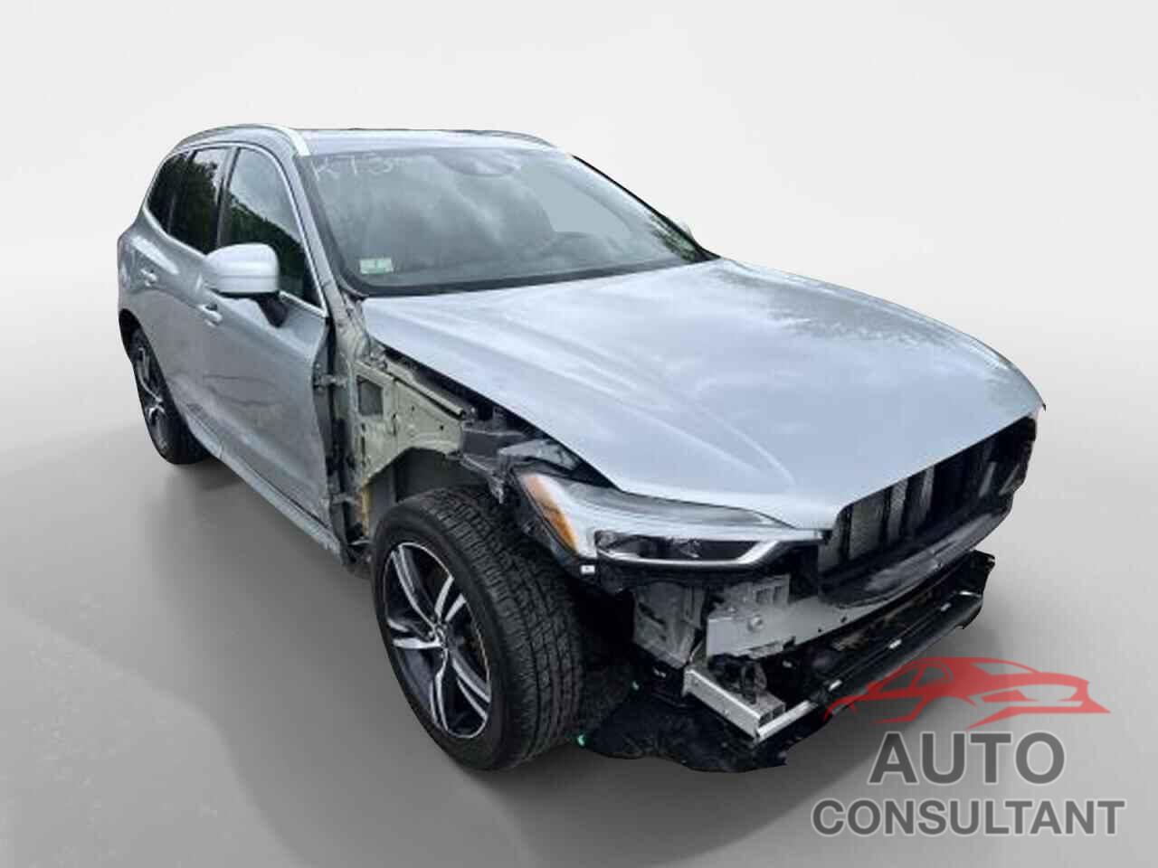 VOLVO XC60 2018 - YV4A22RM3J1092181