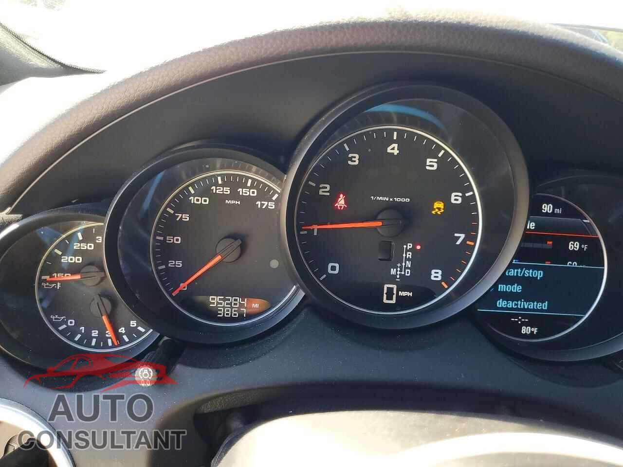 PORSCHE CAYENNE 2016 - WP1AA2A29GLA01927