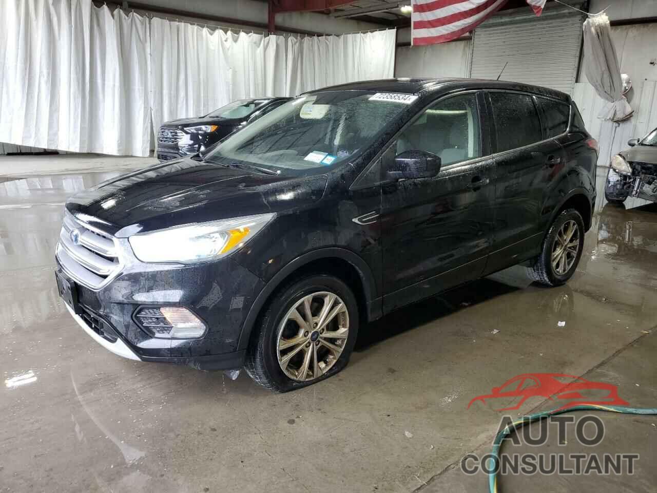 FORD ESCAPE 2017 - 1FMCU9G9XHUB08555