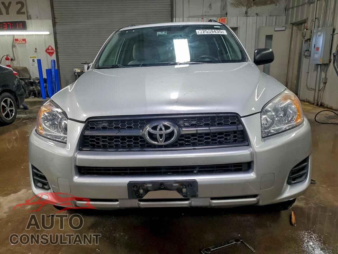 TOYOTA RAV4 2011 - 2T3BF4DV5BW167389
