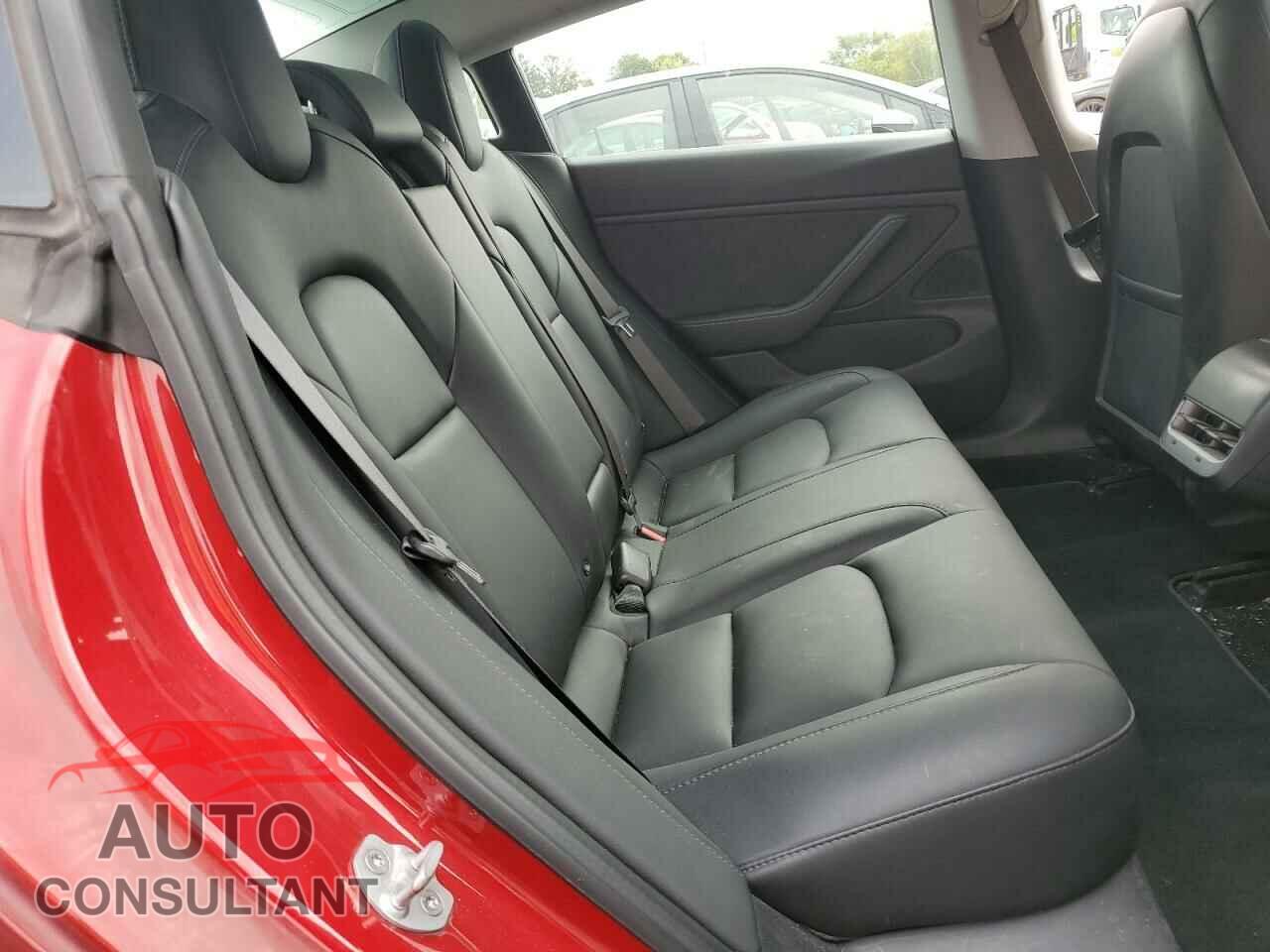 TESLA MODEL 3 2018 - 5YJ3E1EB3JF094389
