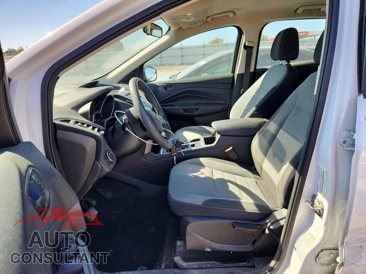 FORD ESCAPE S 2017 - 1FMCU0F71HUD77930