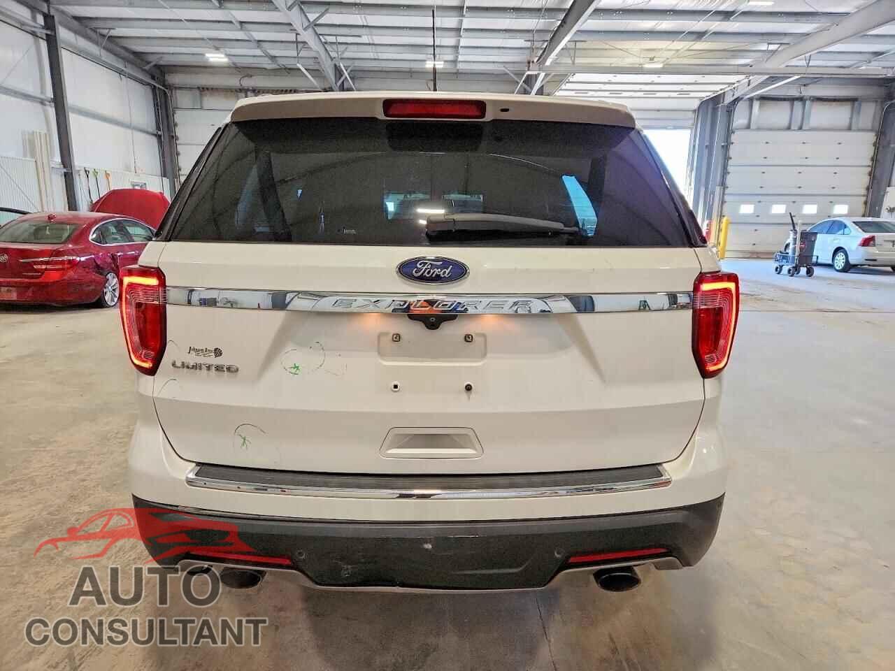 FORD EXPLORER 2018 - 1FM5K7F82JGC70101