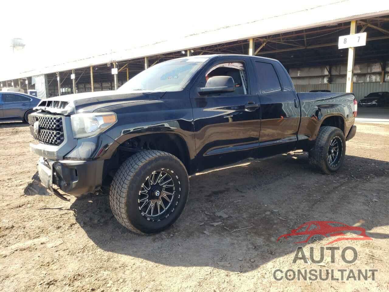 TOYOTA TUNDRA 2018 - 5TFUM5F12JX077142