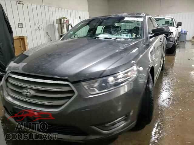 FORD TAURUS 2018 - 1FAHP2E83JG119278