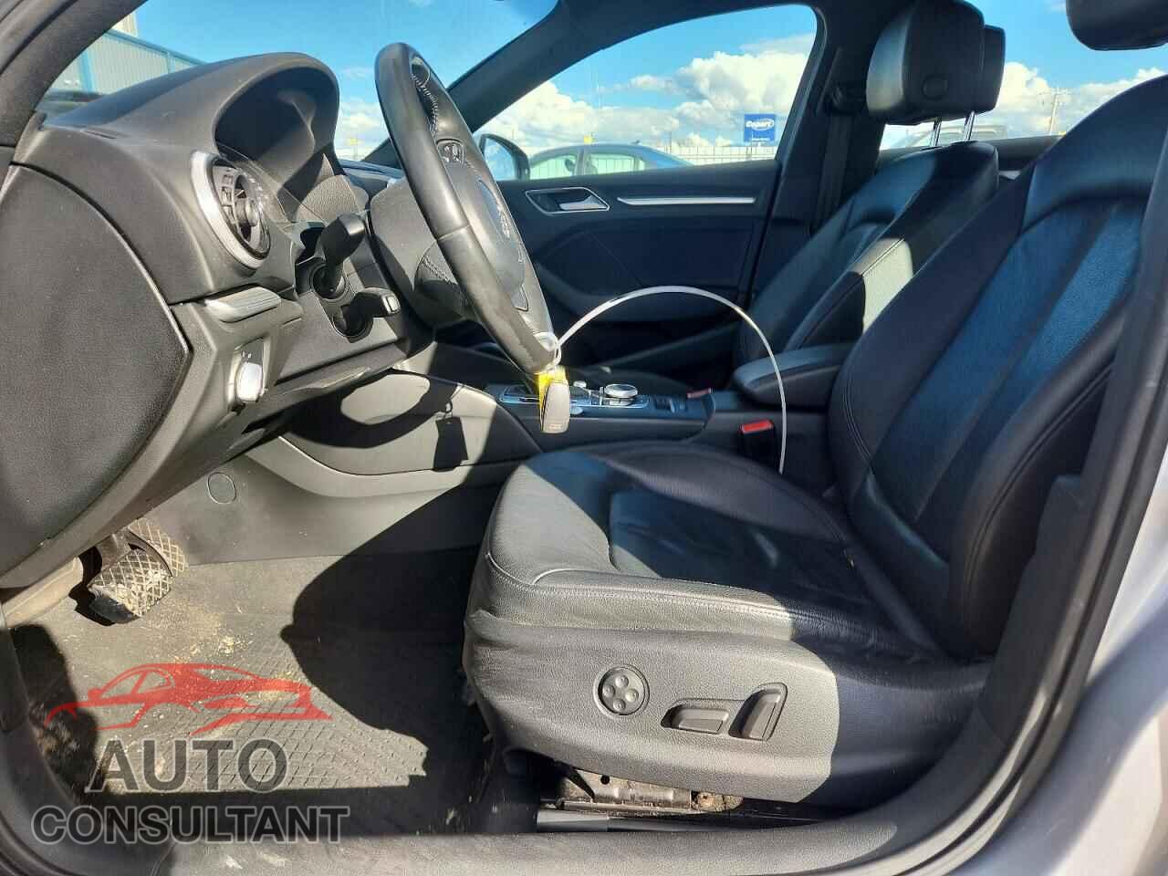 AUDI A3 2015 - WAUEFGFF0F1054617