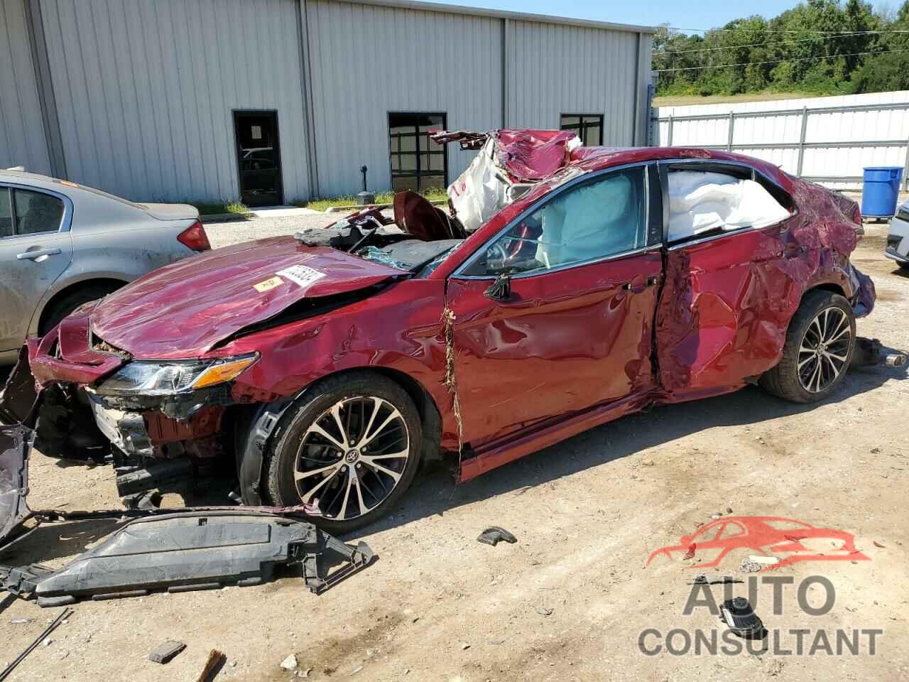 TOYOTA CAMRY 2018 - 4T1B11HK7JU664724