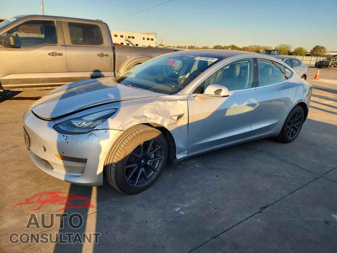 TESLA MODEL 3 2018 - 5YJ3E1EA5JF058761
