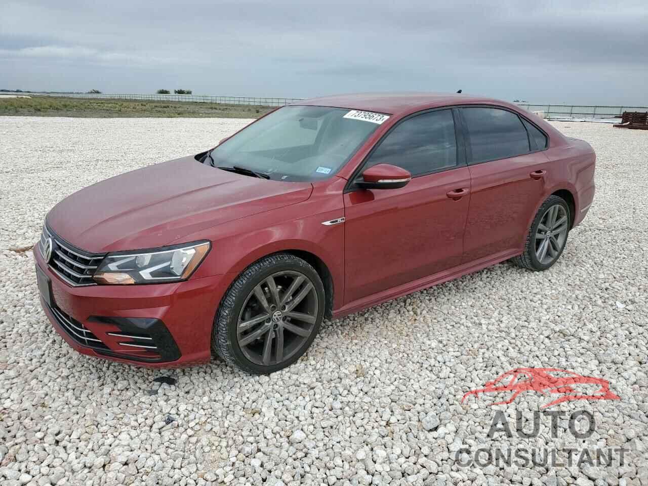 VOLKSWAGEN PASSAT 2018 - 1VWAA7A32JC035672