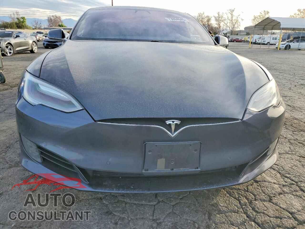 TESLA MODEL S 2017 - 5YJSA1E19HF203205